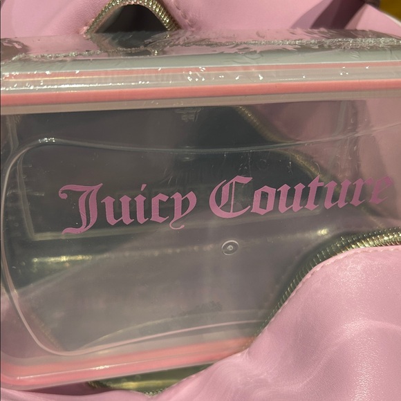 NEW Juicy Couture Pink and White Cooler Travel Bag - Picture 7 of 8